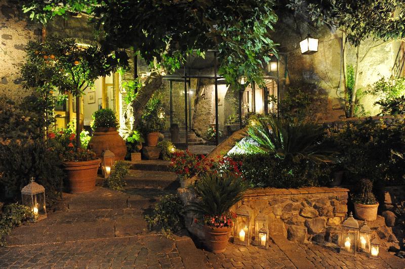 Hotel La Locanda Dei Ciocca Grottaferrata Buitenkant foto