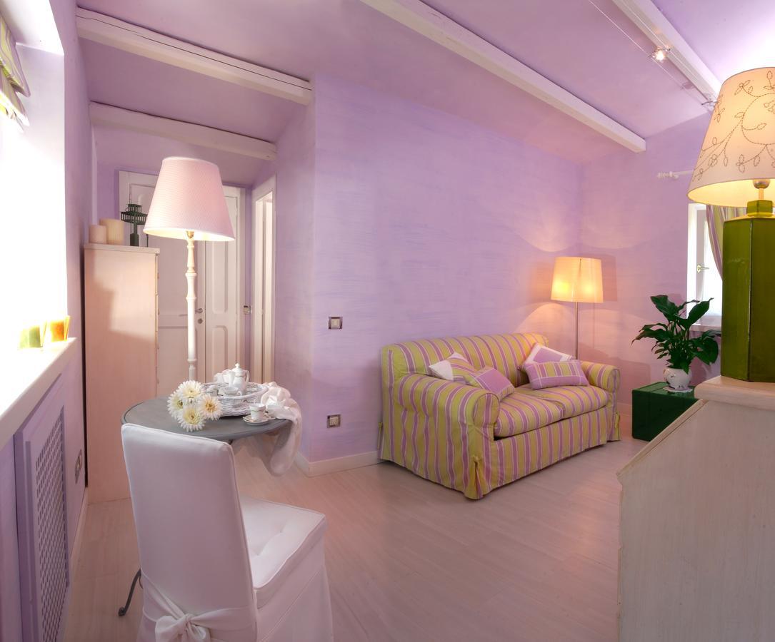 Hotel La Locanda Dei Ciocca Grottaferrata Buitenkant foto