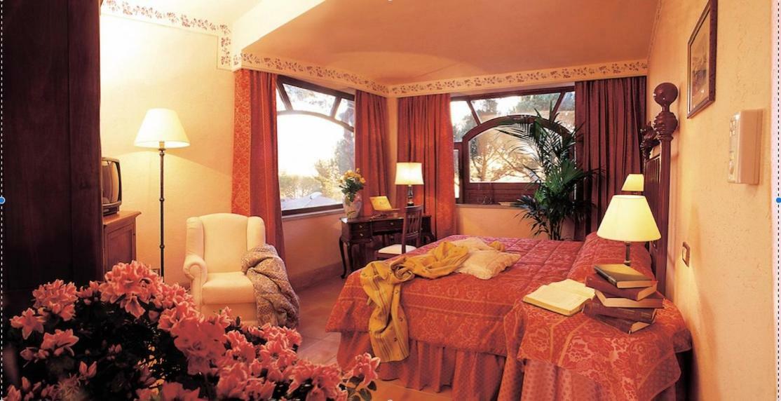 Hotel La Locanda Dei Ciocca Grottaferrata Buitenkant foto