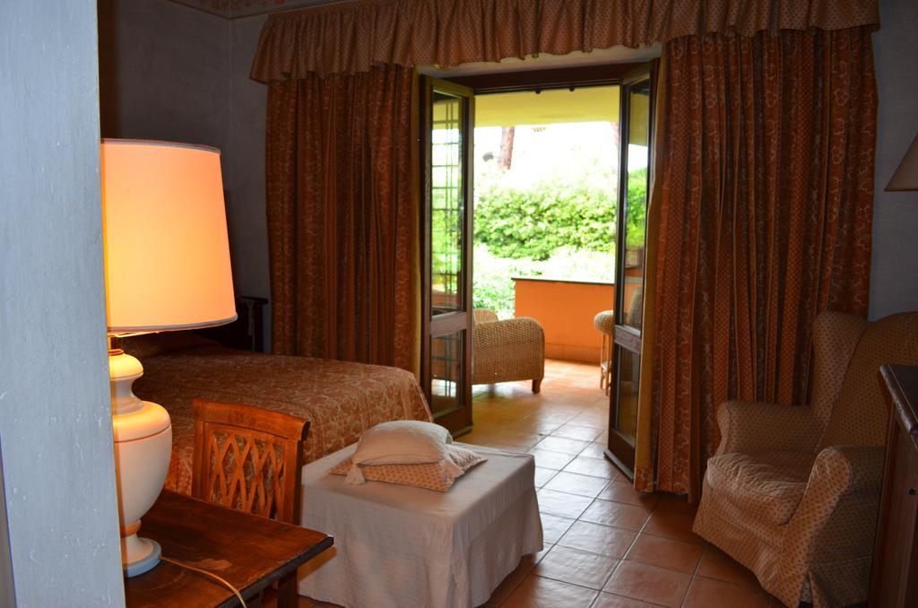 Hotel La Locanda Dei Ciocca Grottaferrata Buitenkant foto